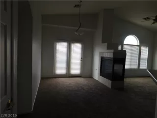 Photo #3: 2106821 Listing 