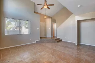 Photo #6: 2106836 Listing