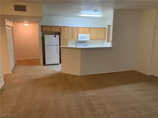 Photo #2: 2106875 Listing 