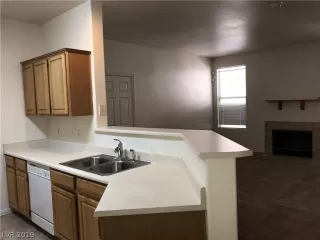 Photo #6: 2106875 Listing 