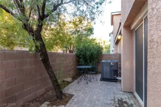 Photo #1: 2106878 Listing 