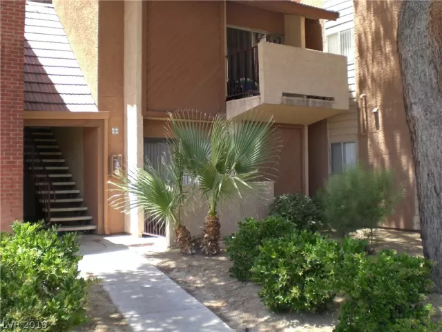 MLS: 2106894 Condo For Sale