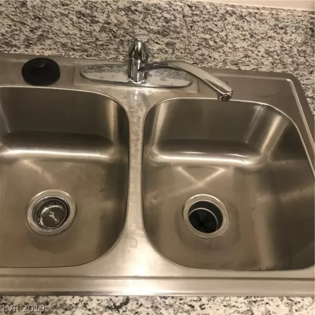 MLS: 2106911 Condo For Sale