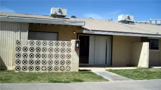 Photo #3: 2106924 Listing 