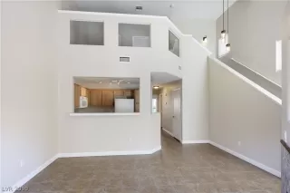 Photo #3: 2107127 Listing 