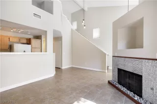 Photo #6: 2107127 Listing 