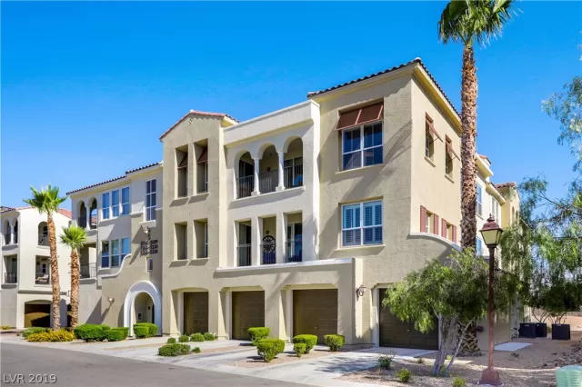 MLS: 2107141 Condo For Sale