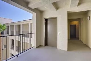 Photo #4: 2107141 Listing 