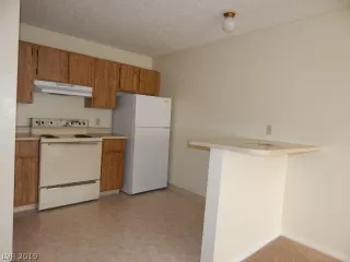 Photo #4: 2107190 Listing 