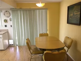 Photo #4: 2107225 Listing