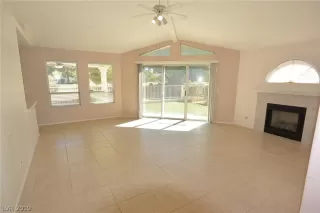 Photo #4: 2107245 Listing 