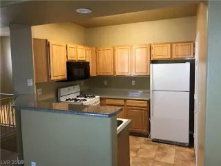 Photo #1: 2107308 Listing 