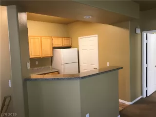 Photo #2: 2107308 Listing 