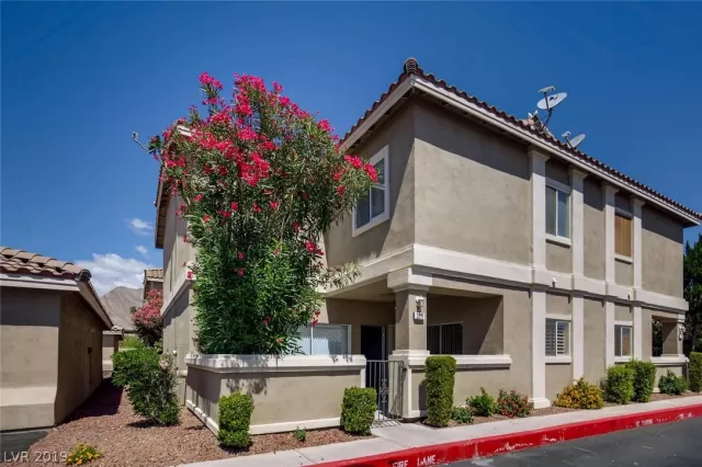 MLS: 2107323 Condo For Sale