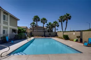 Photo #1: 2107323 Listing 