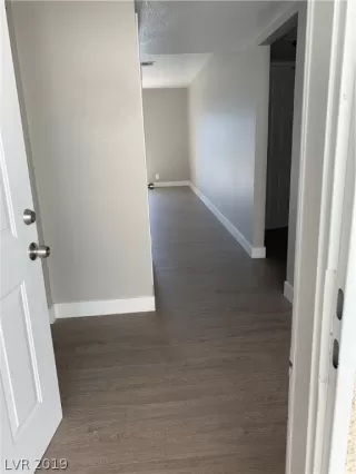 Photo #6: 2107349 Listing