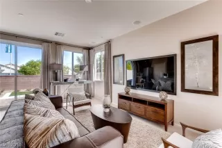 Photo #3: 2107416 Listing 