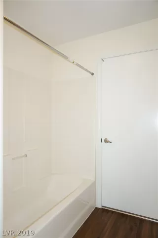 Photo #3: 2107432 Listing 