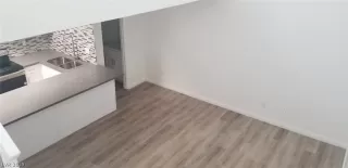 Photo #3: 2107505 Listing