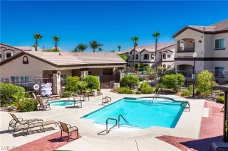 Photo #3: 2107516 Listing 