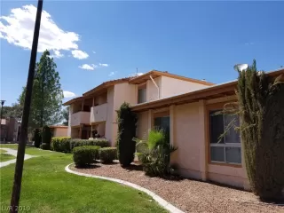 Photo #1: 2107563 Listing