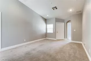 Photo #6: 2107688 Listing 