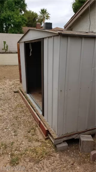 Photo #4: 2107711 Listing 