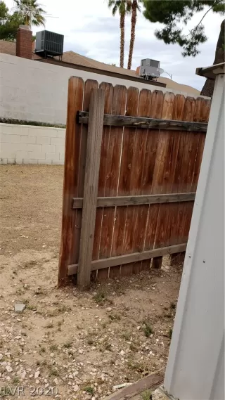 Photo #6: 2107711 Listing 