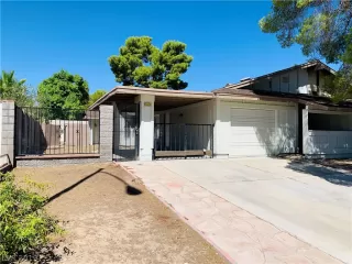Photo #1: 2107713 Listing 