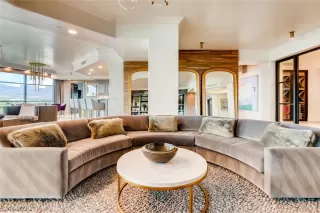 Photo #3: 2107751 Listing 