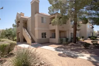 Photo #1: 2107814 Listing