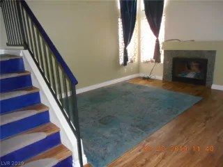 Photo #4: 2107863 Listing