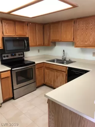 Photo #1: 2107888 Listing 