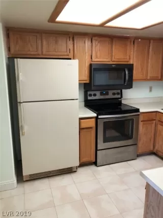 Photo #2: 2107888 Listing 