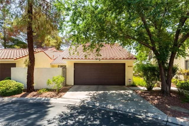 MLS: 2108019 Condo For Sale