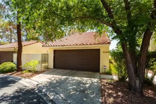 Photo #1: 2108019 Listing 