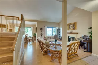 Photo #5: 2108019 Listing 