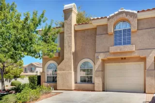 Photo #1: 2108077 Listing