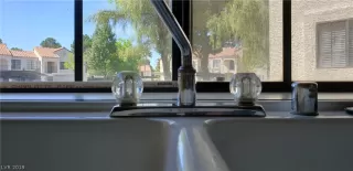 Photo #4: 2108096 Listing