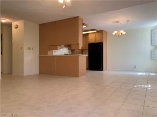 Photo #2: 2108117 Listing 