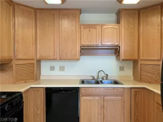 Photo #5: 2108117 Listing 