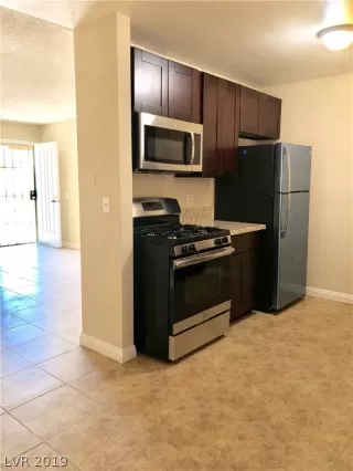 Photo #4: 2108135 Listing 