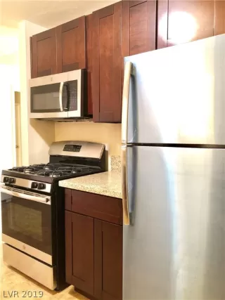 Photo #6: 2108135 Listing 