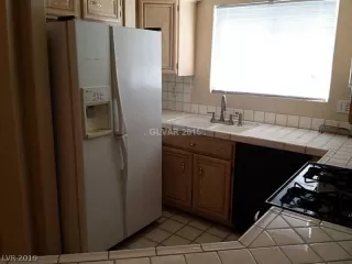 Photo #6: 2108263 Listing