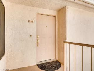 Photo #2: 2108285 Listing 