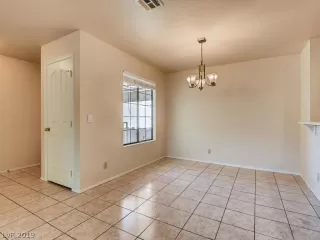 Photo #6: 2108285 Listing 