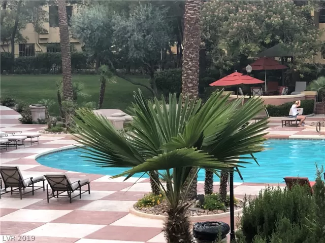 MLS: 2108299 Condo For Sale