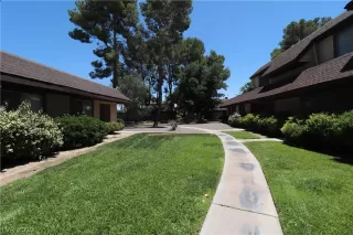 Photo #1: 2108325 Listing