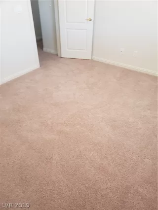 Photo #4: 2108334 Listing 