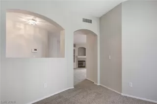 Photo #2: 2108363 Listing 